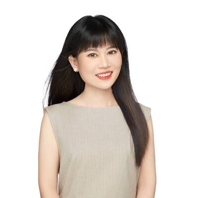 黃巧綾副教授圖片